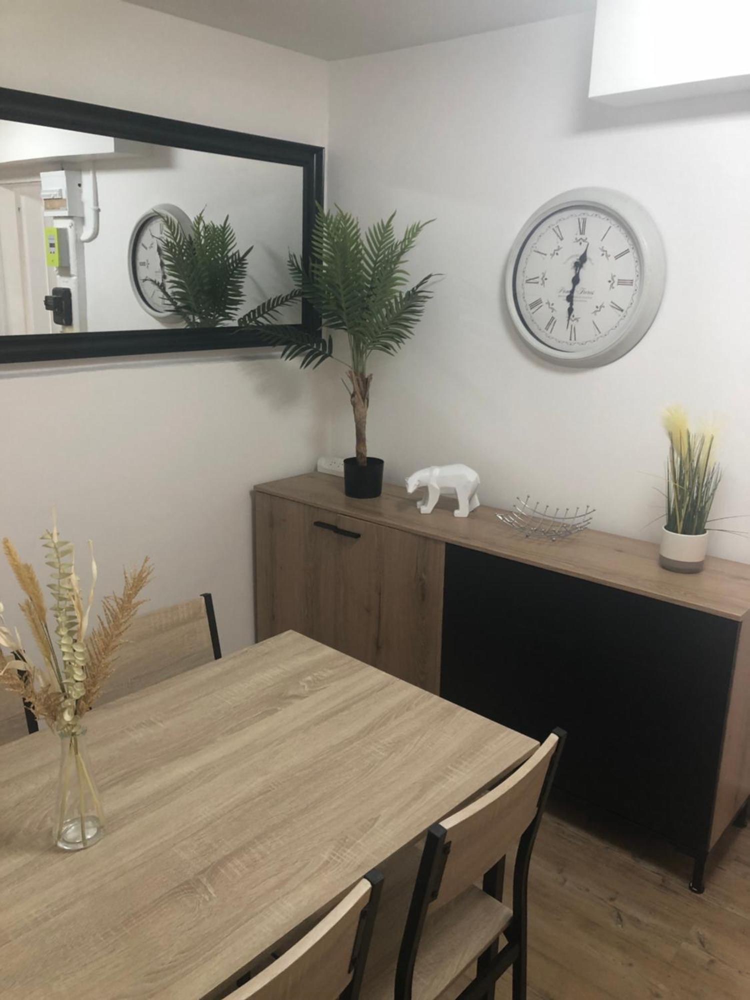 Vaujours Appartement Chaleureux -Paris-Cdg-Rer B-Parc Des Expos De Villepinte-Disneyland-Asterix-Stade De France- מראה חיצוני תמונה